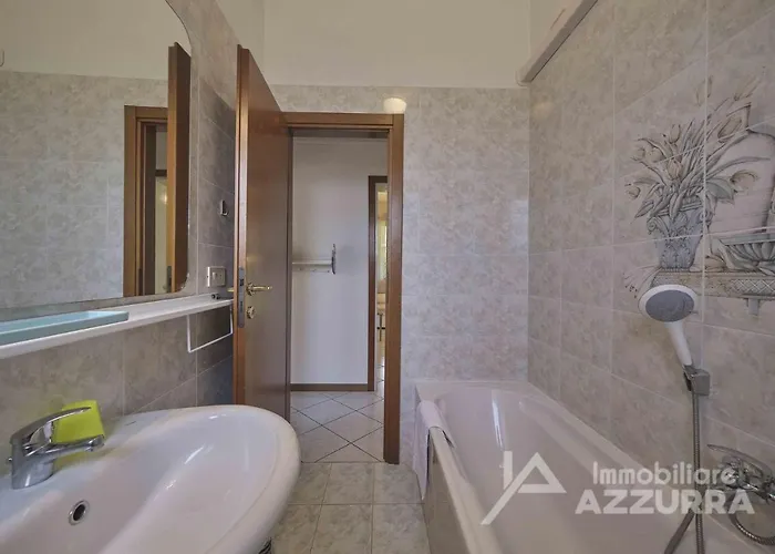 Arcobaleno - Immobiliare Azzurra * Бардоліно